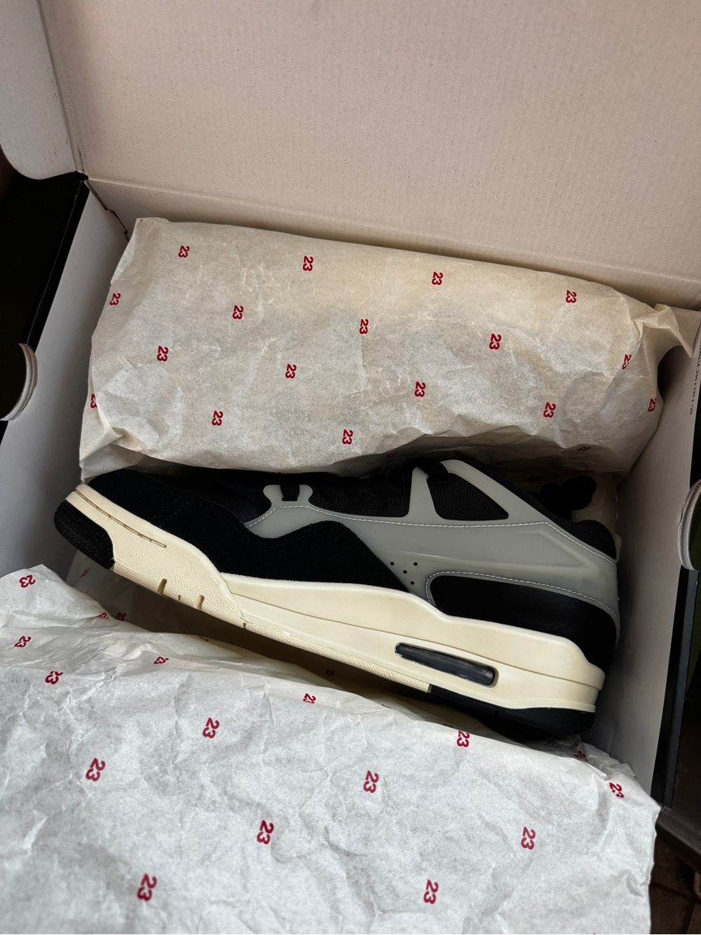 air jordan 4rm black red sail size 10
